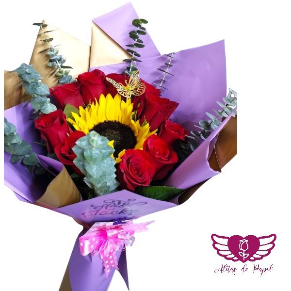 Ramo Conquista: 10 Rosas y 1 Girasol, un Regalo Inolvidable 2 Ramo Conquista, Regalo de Rosas y Girasol, Amor Apasionado y Alegría, Flores para Expresar Admiración, Regalo Inolvidable.