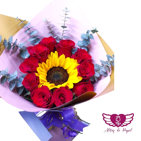 Ramo Conquista: 10 Rosas y 1 Girasol, un Regalo Inolvidable 1 Ramo Conquista, Regalo de Rosas y Girasol, Amor Apasionado y Alegría, Flores para Expresar Admiración, Regalo Inolvidable.